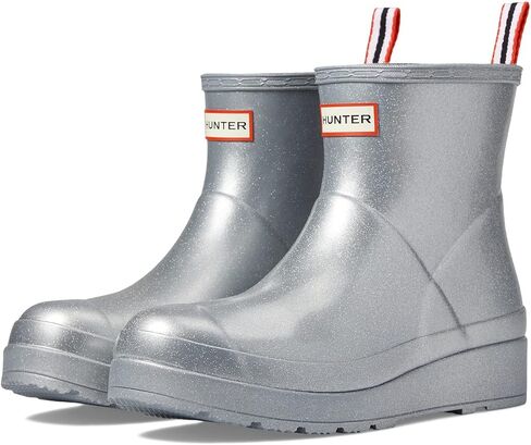 Hunter Play Short Cosmic Boots for Women Offers Waterproof Design, Textile Lining, and Classic Round Toe Silhouette in Saudi Arabia