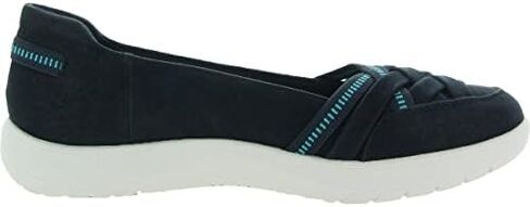حذاء رياضي للسيدات من Clarks Adella Poppy in Kuwait