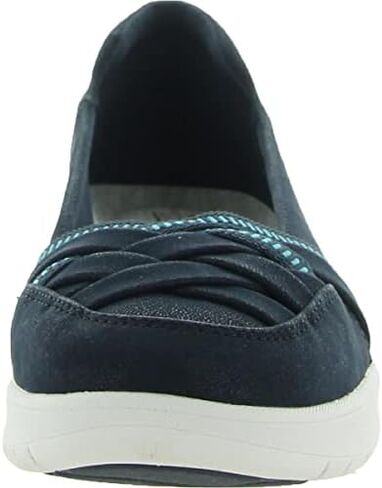 حذاء رياضي للسيدات من Clarks Adella Poppy in Kuwait