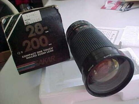 Sakar 28-200 f4.0 One-Touch Lens for Olympus Manual 35mm Film Camera in Saudi Arabia
