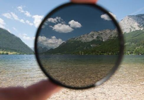 C-PL (Circular Polarizer) Multicoated | Multithreaded Glass Filter (62mm) For Nikon D3400 in Kuwait