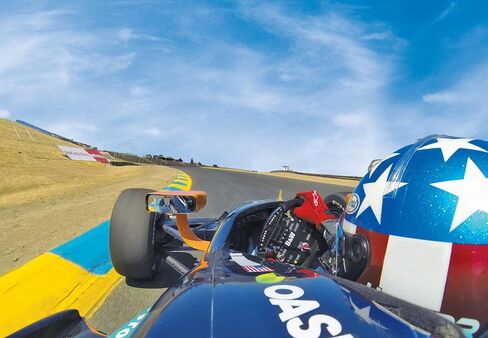 حزمة كاميرا GoPro HERO3+ الفضية (فضية) in Kuwait