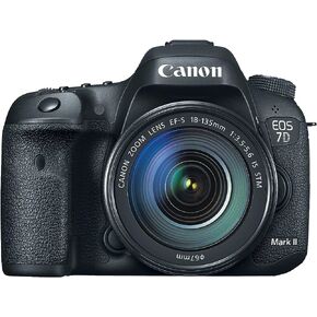 Canon EOS 7D Mark II Digital SLR Camera with 18-135mm is STM Lens in Kuwait