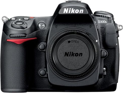 Nikon D300s 12.3MP CMOS Digital SLR Camera with AF-S DX NIKKOR 18-200mm f/3.5-5.6G ED VR II Lens in Kuwait