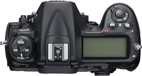 Nikon D300s 12.3MP CMOS Digital SLR Camera with AF-S DX NIKKOR 18-200mm f/3.5-5.6G ED VR II Lens in Kuwait