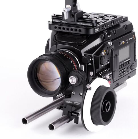 Wooden Camera Zip Focus, Single Rod 15mm Lightweight Follow Focus with 1:1 Gear Ratio.8 Mod Cine Lens Gear and Friction Gear, Fits All Lenses (15mm LW) in Kuwait