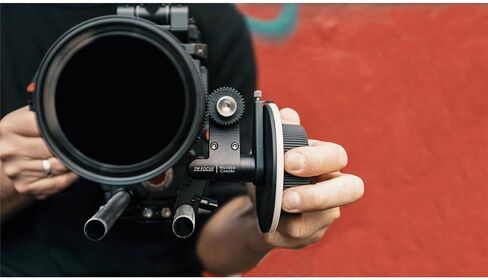 Wooden Camera Zip Focus, Single Rod 15mm Lightweight Follow Focus with 1:1 Gear Ratio.8 Mod Cine Lens Gear and Friction Gear, Fits All Lenses (15mm LW) in Kuwait