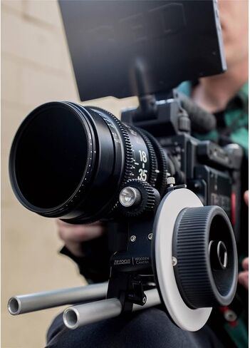 Wooden Camera Zip Focus, Single Rod 15mm Lightweight Follow Focus with 1:1 Gear Ratio.8 Mod Cine Lens Gear and Friction Gear, Fits All Lenses (15mm LW) in Kuwait