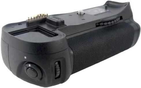 Battery Grip Kit for Nikon D300, D300S, D700 Digital SLR Camera Includes Qty 4 Replacement EN-EL3e Batteries + Vertical Battery Grip in Saudi Arabia
