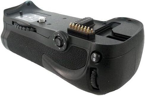 Battery Grip Kit for Nikon D300, D300S, D700 Digital SLR Camera Includes Qty 4 Replacement EN-EL3e Batteries + Vertical Battery Grip in Saudi Arabia