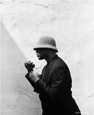 كيهنستيل دبل اكس BWXX اسود وابيض 120 لفة in Kuwait