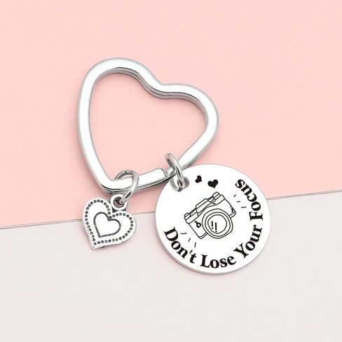 7RVZM Photography Keychain Camera Charm Keychain Camera Lovers Keyring in Saudi Arabia
