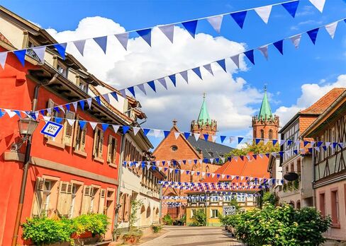 BELECO 15x10ft Fabric Oktoberfest Backdrop Germany Bavaria Town Street with Bavarian Flags Beer Festival Backdrop Rothenburg ob der Tauber Background Munich Carnival Party Decor Photo Studio Props in Saudi Arabia