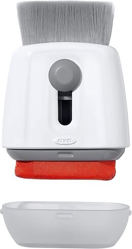 OXO Good Grips Electronics Cleaning Brush,Orange,One Size & Good Grips Sweep & Swipe Laptop Cleaner, White, One Size in Kuwait