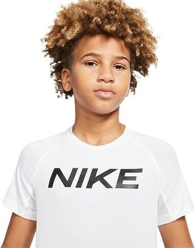 قميص Nike Kids للأولاد بأكمام قصيرة مناسب (للأطفال الكبار) أبيض/أسود in Kuwait