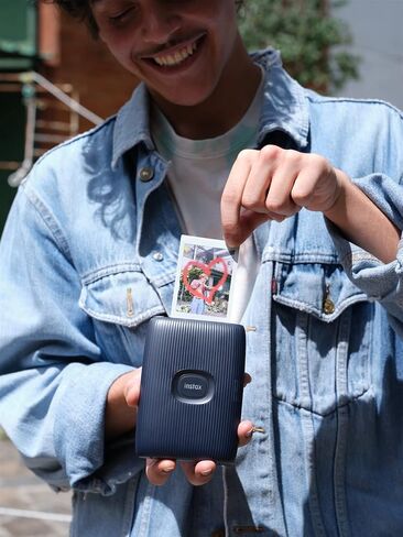 حزمة طابعة Fujifilm Instax Mini Link 2 للهواتف الذكية باللون الأبيض مع حزمة Fujifilm Instax Mini Twin Pack لفيلم فوري و20 إطار ملصق in Saudi Arabia