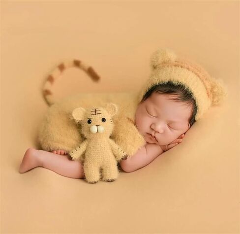 Coberllus Newborn Photography Props Boy Girl Tiger Hat and Footed Romper Baby Photo Props Newborn Photo Shoot Bodysuit Outfit in Saudi Arabia