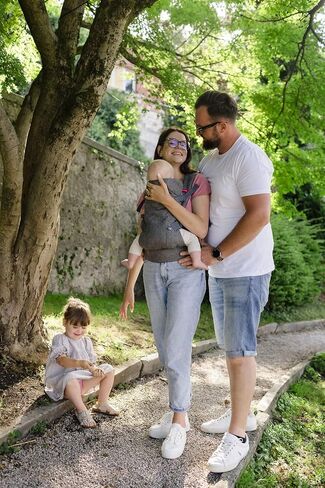 YOU+ME 4-in-1 Baby Carrier Newborn to Toddler - All Positions Baby Chest Carrier - Front and Back Carry Baby Carriers - Includes 2-in-1 Bandana Bib - Baby Holder Carrier for 8-32 lbs (Grey Mesh) in Kuwait
