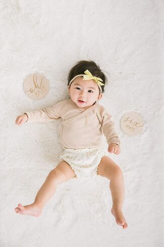 Pearhead Arch Milestone Props, Reversible Photo Props, Baby Growth and Pregnancy Growth Cards, Gender Neutral Baby Photo Prop, Wooden Arched Discs in Saudi Arabia