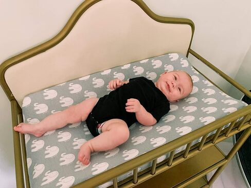 Changing Pad Cover – Premium Baby Changing Pad Covers 4 Pack – Boy or Girl Changing Pad Cover – Pure Jersey Knit Machine Washable Grey and White Changing Table Cover – Diaper Changing Pad Cover Sheets in Saudi Arabia