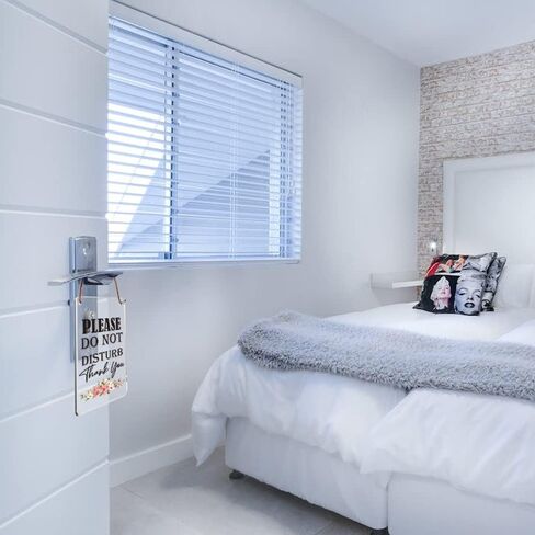 Cute Don't Let The Cats Out Sign, Funny Doorbell Sign for Cat House, Cat Home, Cute Cat Decor for Cat Lovers, Cat Mom, Cat Gifts for Cat Lovers, Pet Lovers, WAP7 in Kuwait