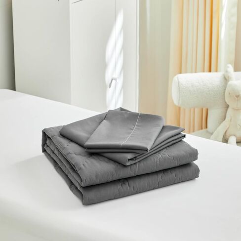 طقم سرير مبطن باللون الرمادي للأطفال مكون من 4 قطع طقم لحاف سرير للأطفال الصغار يتضمن مفرش سرير مقاس طفل صغير وملاءة مسطحة وملاءة جاهزة وكيس وسادة in Kuwait