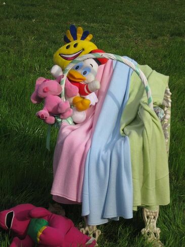 Woolen Cashmere Baby Blanket (Baby Pink) in Saudi Arabia