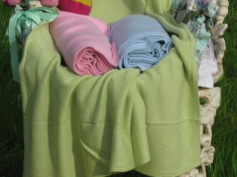 Woolen Cashmere Baby Blanket (Baby Pink) in Saudi Arabia