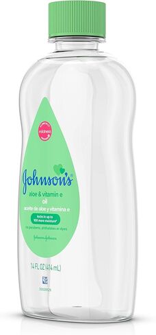J&J زيت اطفال بخلاصة صبار الالوفيرا وفيتامين E من جونسون، 14 اونصة in Saudi Arabia