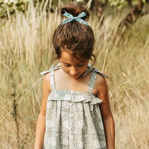 مشابك شعر DEEKA للفتيات الصغيرات 12 قطعة من إكسسوارات الشعر الزهرية، مشابك شعر لطيفة من نسيج القطن، مشابك التمساح للفتيات الصغيرات الصغار in Kuwait