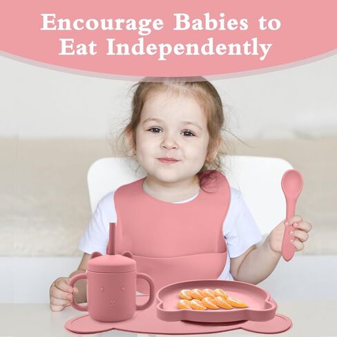 مجموعة تغذية الأطفال المصنوعة من السيليكون - وعاء شفط للأطفال الصغار، مريلة، كوب سيبي، ملاعق، شوك، مفارش ألعاب التسنين - مجموعة أطباق التغذية الذاتية للأطفال من عمر 6 أشهر فما فوق - مستلزمات فطام الأطفال - ألوان جزئية in Kuwait