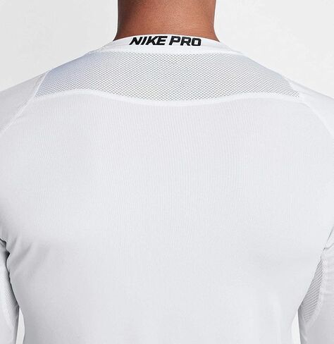 Nike mens Crew Neck in Saudi Arabia