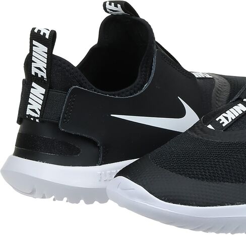 حذاء رياضي Nike للأطفال بتصميم Flex Runner سهل الارتداء in Kuwait