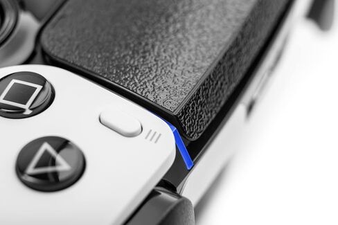 TouchProtect لـ Dualsense Edge | غلاف للحماية، وإضافة الأناقة، وتعزيز لوحة التتبع الخاصة بوحدة التحكم PS5 الخاصة بك باستخدام الملمس! (سداسي - أزرق) in Kuwait