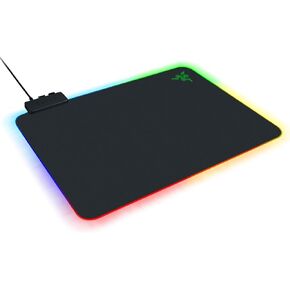 ريزر قاعدة ماوس العاب صلبة V2 RGB من فايرفلاي : اضاءة كروما قابلة للتخصيص - ادارة مدمجة للكابلات - تحكم وسرعة متوازنين - قاعدة مطاطية غير قابلة للانزلاق in Kuwait