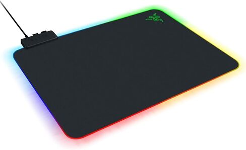 ريزر قاعدة ماوس العاب صلبة V2 RGB من فايرفلاي : اضاءة كروما قابلة للتخصيص - ادارة مدمجة للكابلات - تحكم وسرعة متوازنين - قاعدة مطاطية غير قابلة للانزلاق in Kuwait