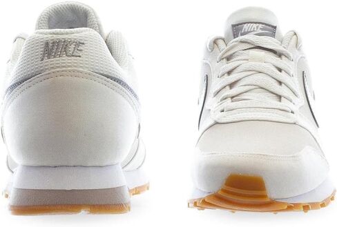 حذاء رياضي للنساء من Nike Md Runner 2 Se, بني, 39 EU in Saudi Arabia