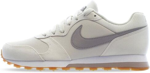 حذاء رياضي للنساء من Nike Md Runner 2 Se, بني, 39 EU in Saudi Arabia