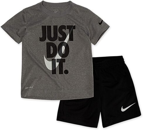 مجموعة الشورت Nike Dri-Fit مكون من قطعتين in Kuwait