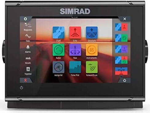 Simrad GO Chartplotter وFish Finder، مع خيارات محول الطاقة والرادار، وبطاقة مخطط اكتشاف C-MAP المحملة مسبقًا in Kuwait
