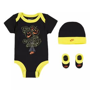 Nike Baby Boy Bodysuit, Hat And Booties 3 Piece Set in Kuwait