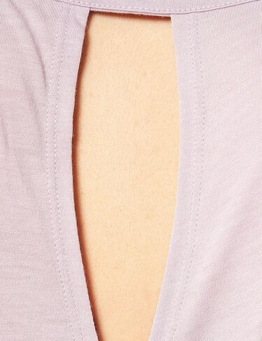 تيشيرت يوغا Dri-FIT Crossback من نايك للنساء in Kuwait