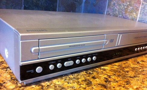 فيليبس DVP3340V DVD VCR كومبو in Kuwait