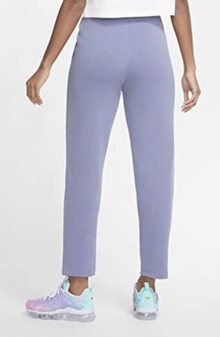 Nike Women's Sportswear Tech Fleece Sweatpants in Saudi Arabia