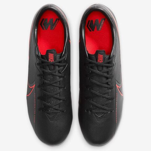 حذاء كرة القدم Nike Legend 8 Academy FG/MG للرجال in Kuwait