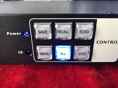 مفتاح مصفوفة HDMI 16x16 من ISEEVY مع HDMI 16 في 16 خارج قناة كاملة يدعم 4Kx2K@30Hz، 1080P 3D@60Hz، HDCP 1.4، الأشعة الزرقاء مع أزرار مرئية لتشغيل أسهل in Kuwait