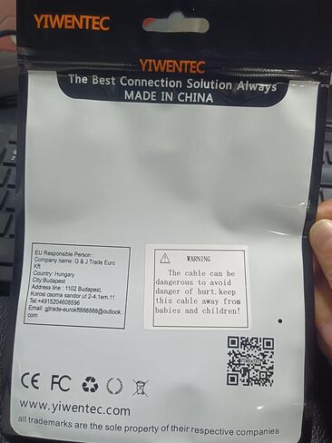 محول مقسم من 3 منافذ ديسبلاي بورت 8 كيه دي بي 1.4 ثنائي الاتجاه 8K@30Hz 4K@120Hz لمصادر وشاشات متعددة من يوينتيك in Kuwait