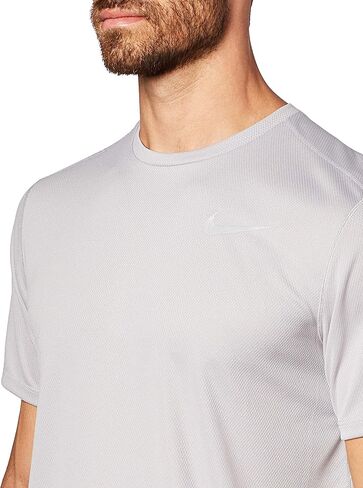Nike Men's Breathe Running T-Shirt in Kuwait