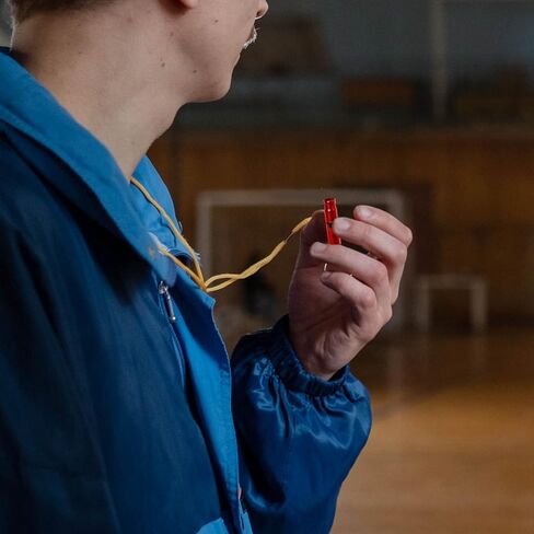 بوبوك 50 صفارة طوارئ من الالومنيوم بصوت عالٍ للغاية مع سلسلة مفاتيح للطوارئ وحلقة مفاتيح للرياضات الخارجية والتخييم والمشي لمسافات طويلة وركوب القوارب وصيد الاسماك، الوان متنوعة in Kuwait