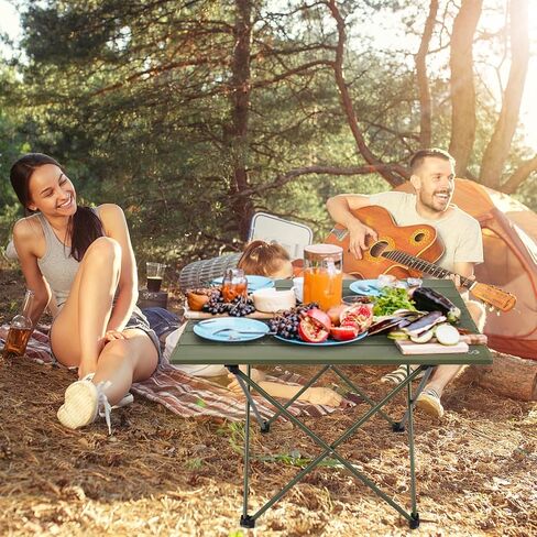 طاولة التخييم TOMSHOO قابلة للطي وطاولة الشاطئ المحمولة مع حقيبة حمل من الألومنيوم خفيفة الوزن وقابلة للطي للتنزه في الهواء الطلق والنزهات والشواء (أخضر، متوسط) in Kuwait